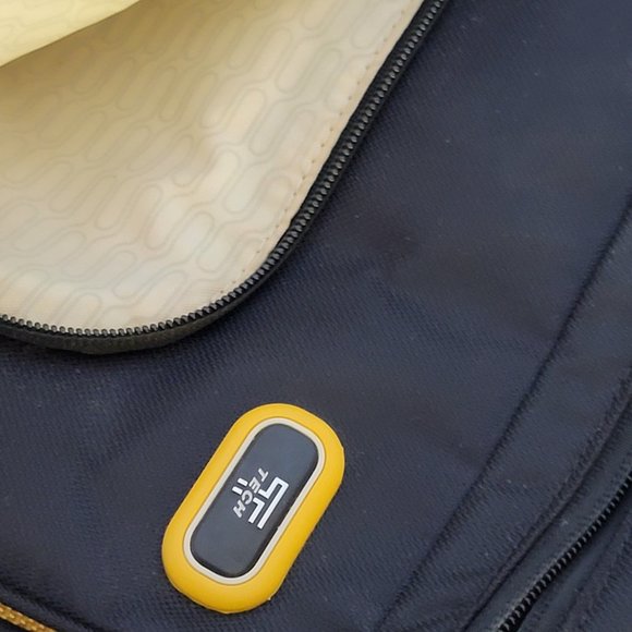 Tumi Tech Black Yellow Gold McKenna Flap Body Bag Crossbody Adjustable Strap - Picture 10 of 16